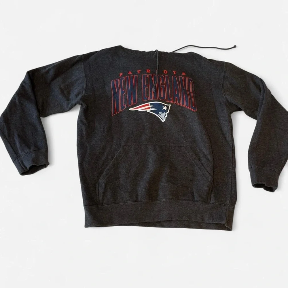 New England Patriots Gray Hoodie - Picture 3 of 8